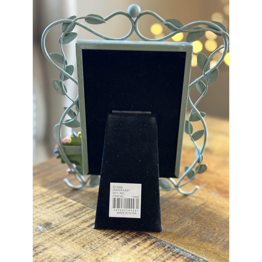 Dennis East Picture Frame 4x6 Sage NWT Vintage 1999 Floral Vine Metal Scroll - Picture 3 of 3